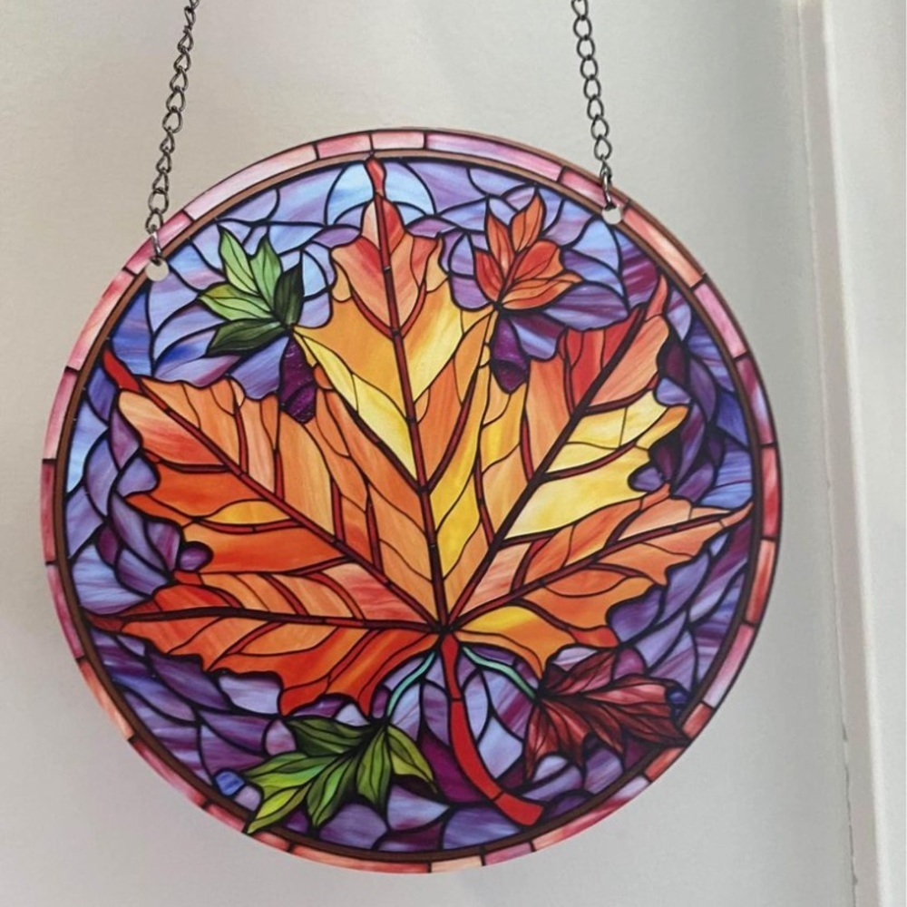 ❤️2 for $25❤️ acrylic maple leaf suncatcher window ornament hanging